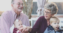 Grandparents-beskaar-b4cgmp8k7eb2llojjufs