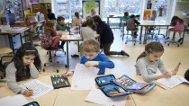 Skole-boern-loeser-o-jgtzrjsyhumh83ueuo61
