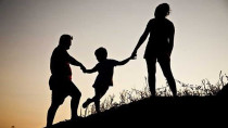 Familie-silhouet-87a-u44aaiqdpuqg4ambyyor
